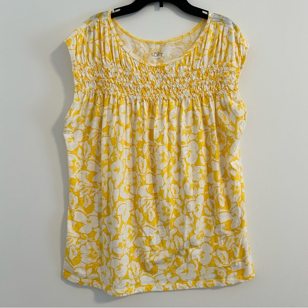 EUC Ann Taylor Loft Women’s Shirt